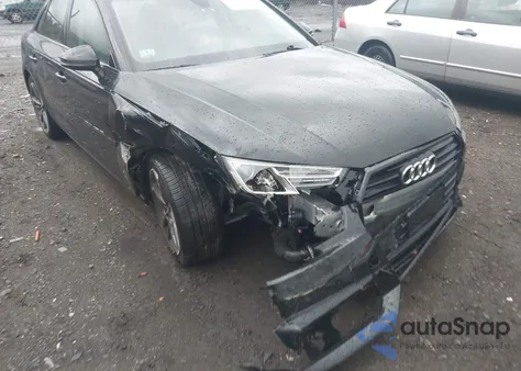 2019 Audi A4 40 Premium z USA, uszkodzony, nr VIN WAUGMAF46KN022011